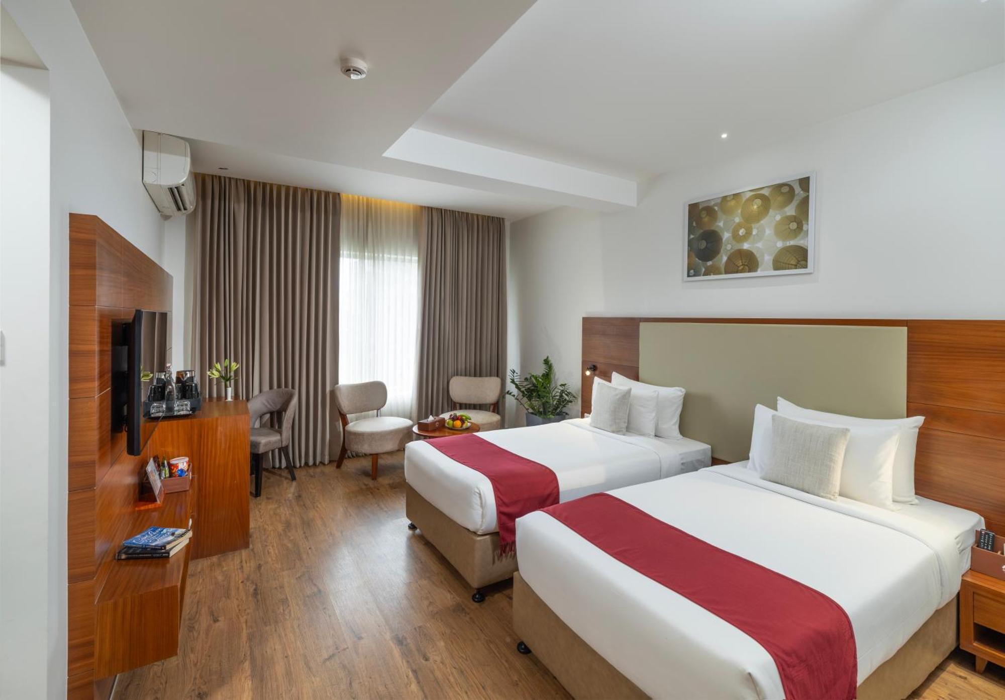 Oshin Hotel Vajanad Kültér fotó