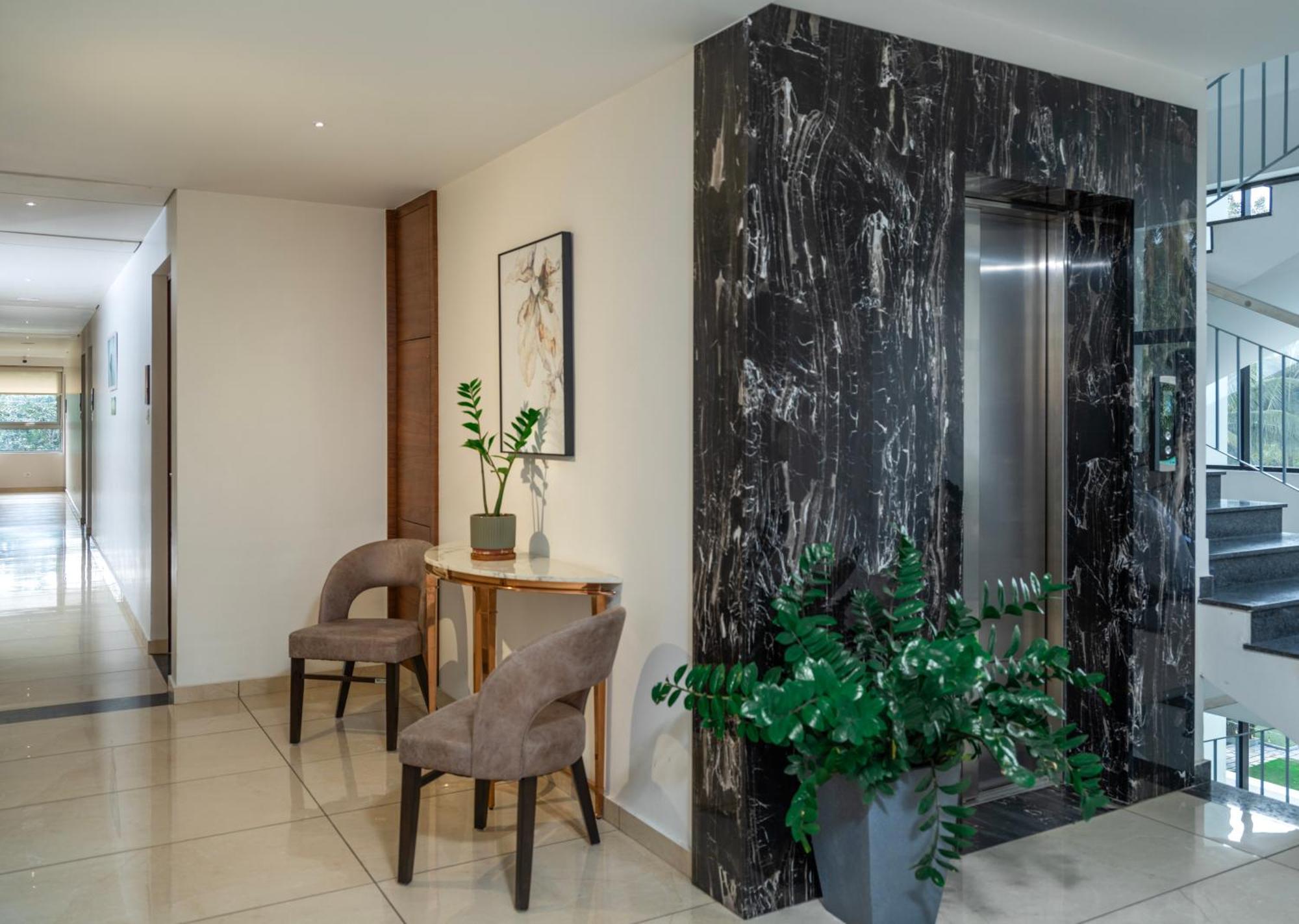 Oshin Hotel Vajanad Kültér fotó